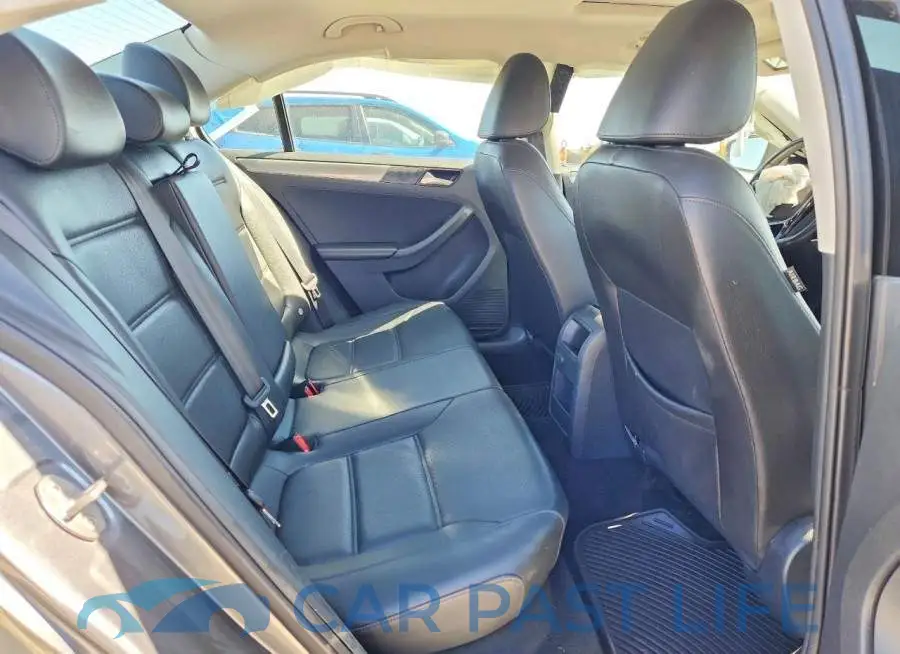 3VWDB7AJ1HM331154# 10