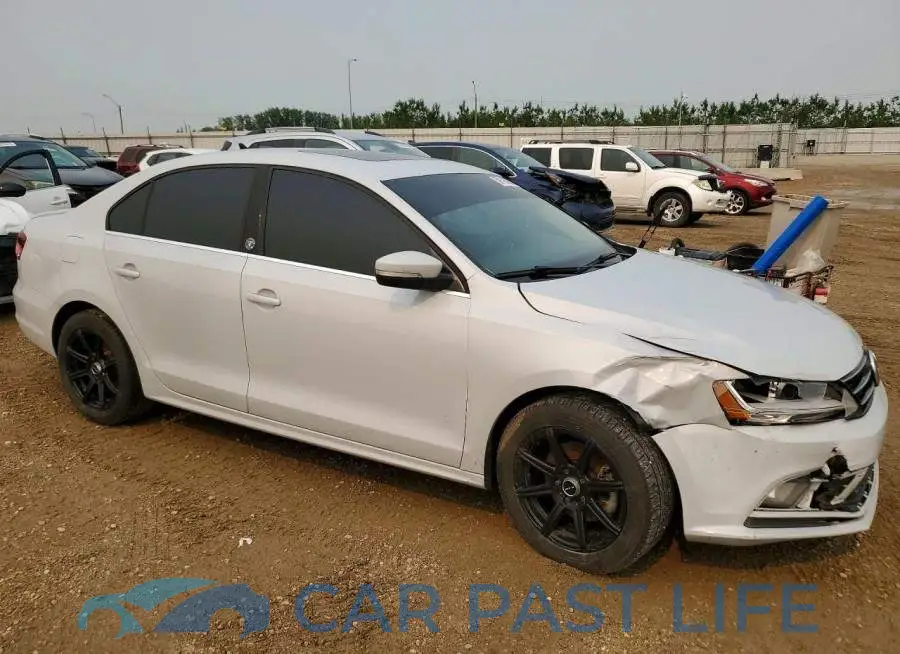 3VWDB7AJ1HM341070# 4