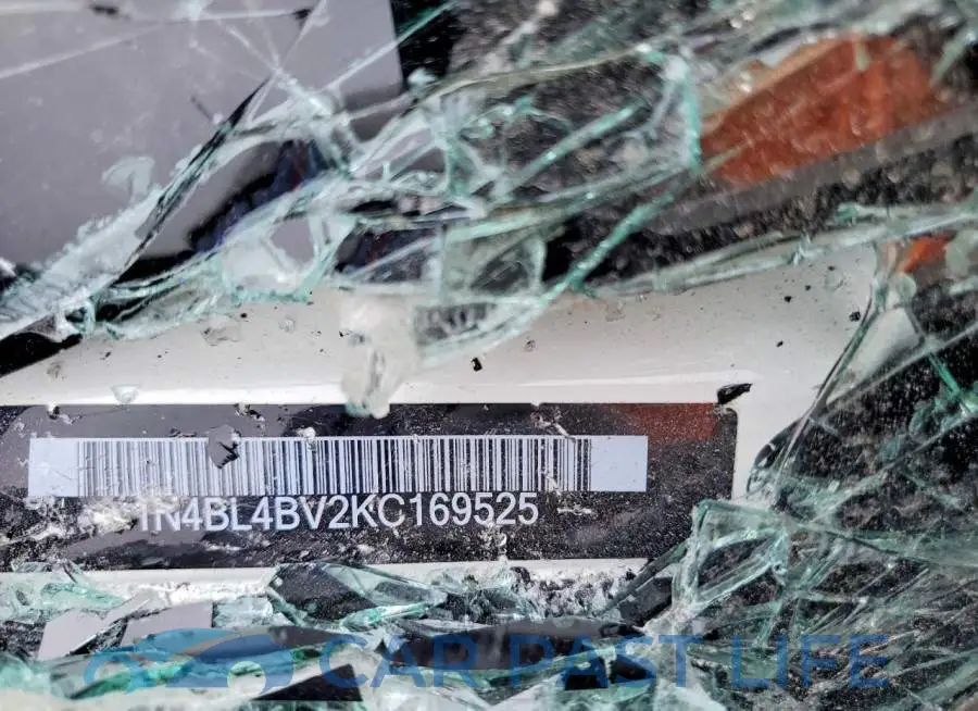 1N4BL4BV2KC169525# 12