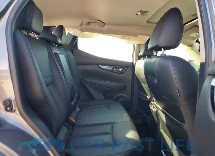 JN1BJ1CP9HW035071# 11