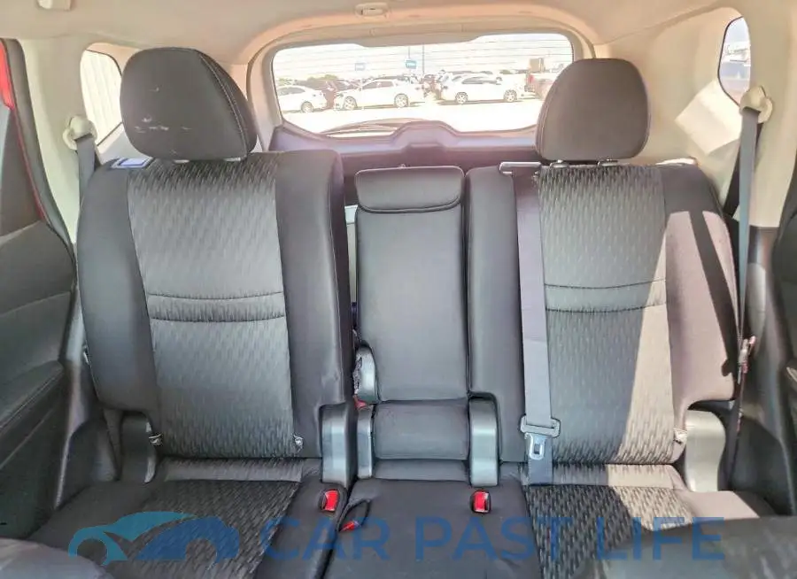 JN8AT2MT5HW399528# 10