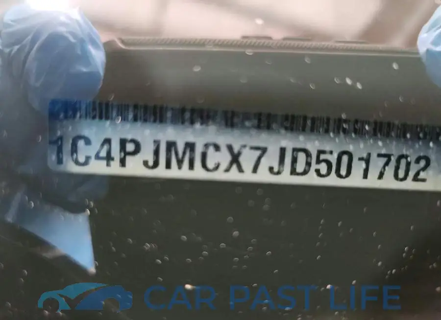 1C4PJMCX7JD501702# 13