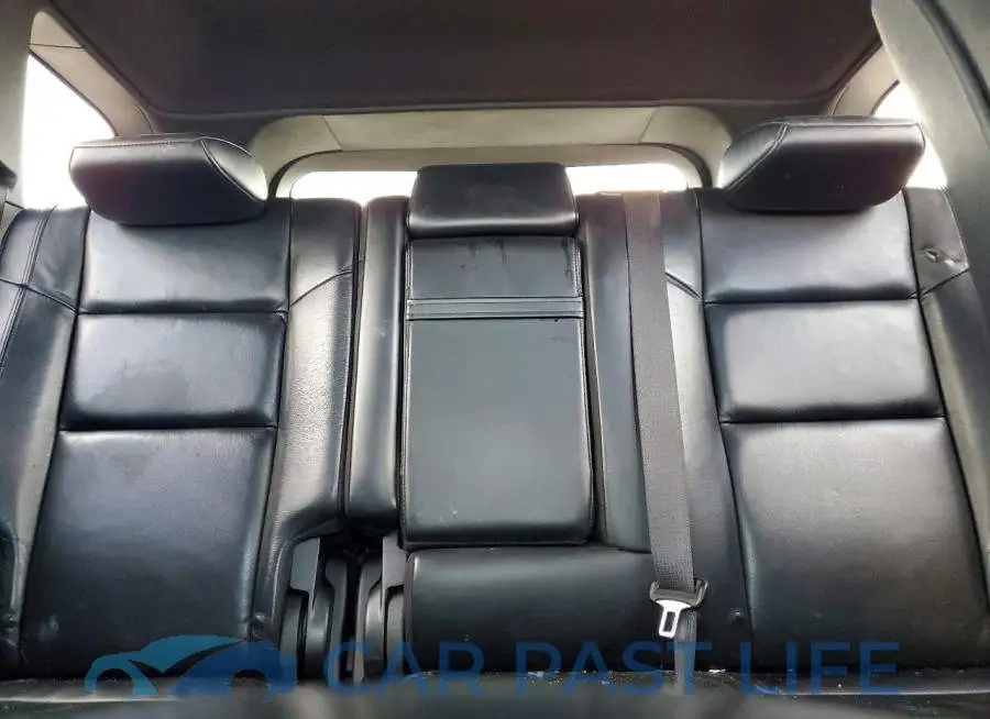 1C4RJFBG8LC264443# 10