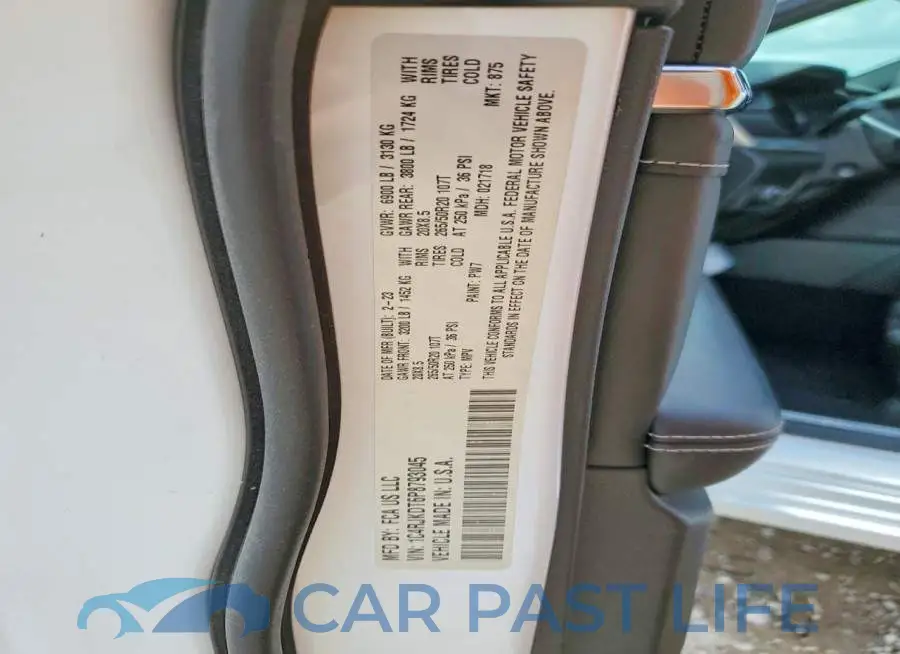 1C4RJKDT6P8793045# 13