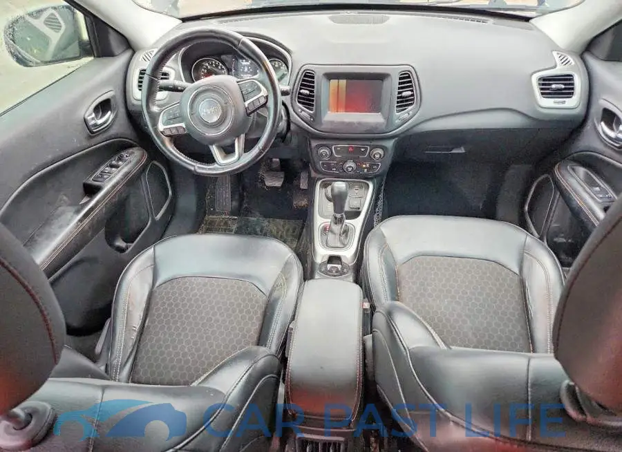 3C4NJDBB8LT150437# 8