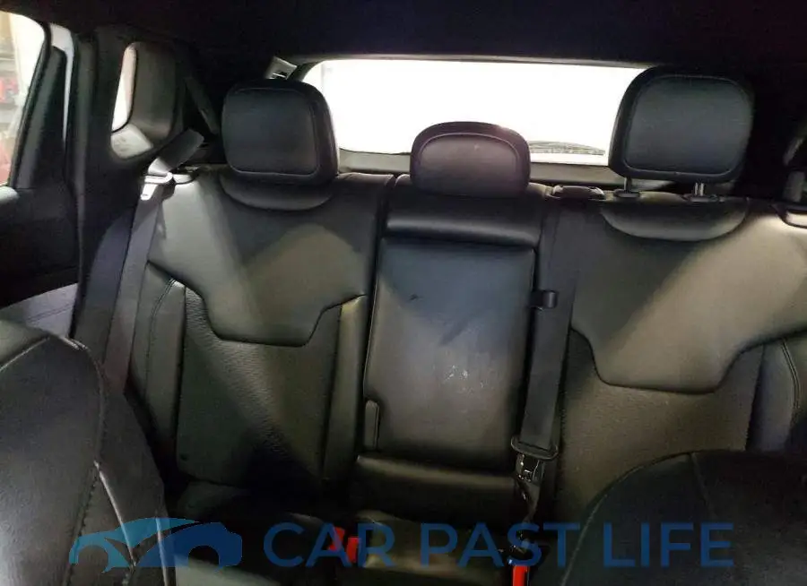 3C4NJDBN4ST580863# 10
