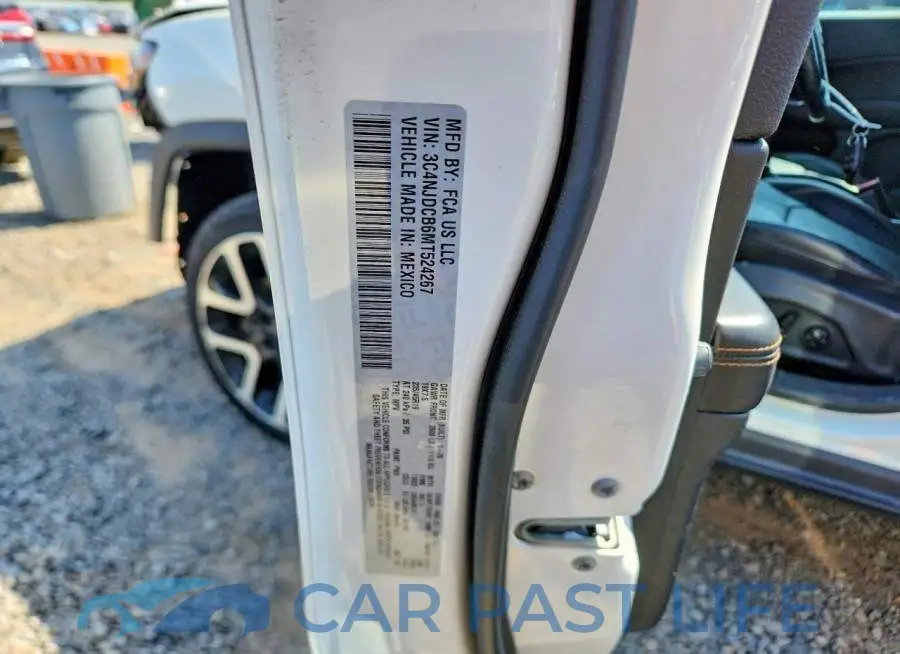 3C4NJDCB6MT524267# 14