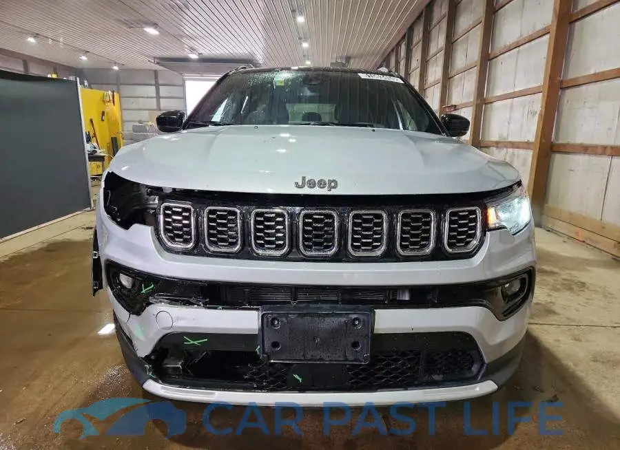 3C4NJDCN8ST621638# 5