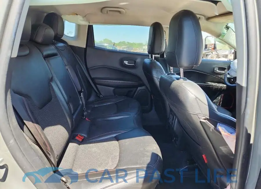 3C4NJDDB1MT590353# 11