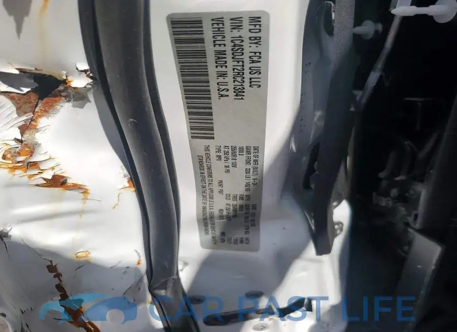 1C4SDJFT2RC213841# 14