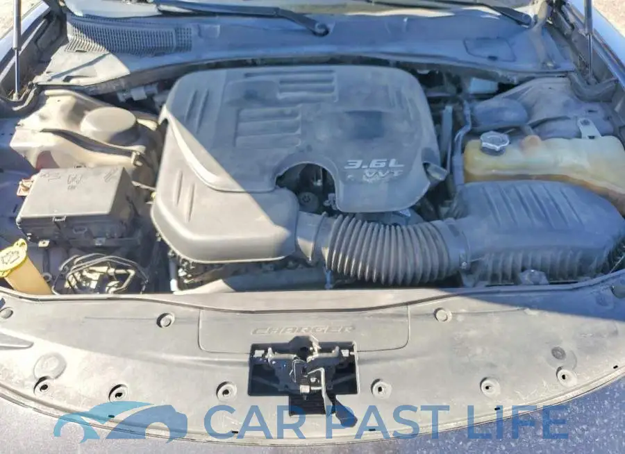 2C3CDXBG6JH197035# 11