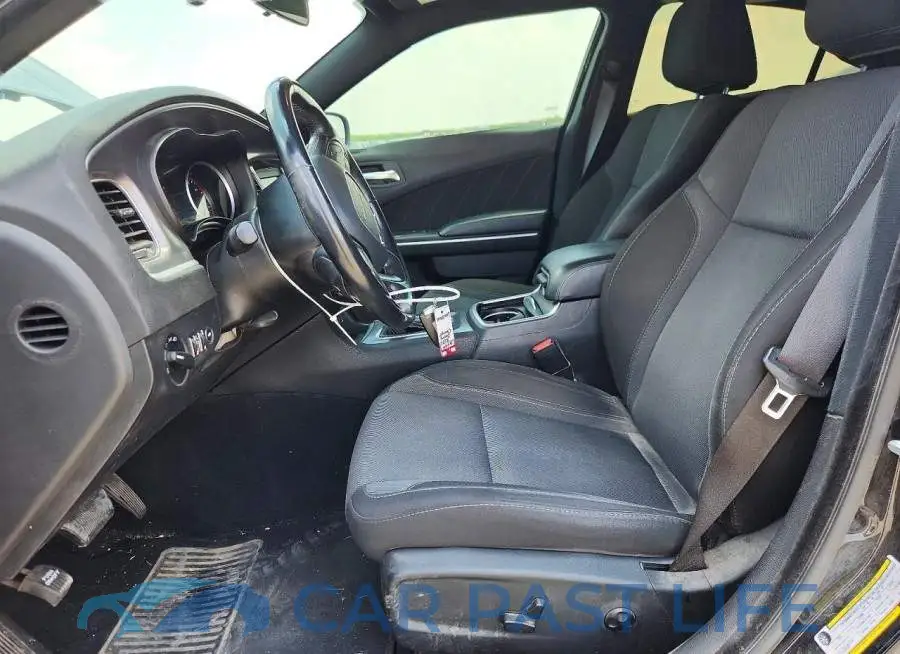 2C3CDXBG6LH158240# 7