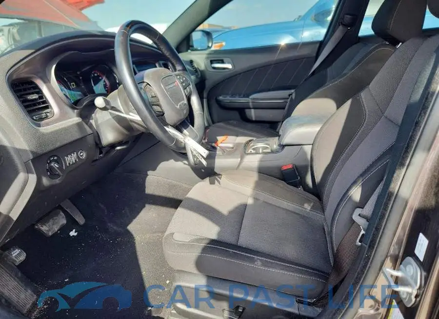 2C3CDXBG9NH161782# 7