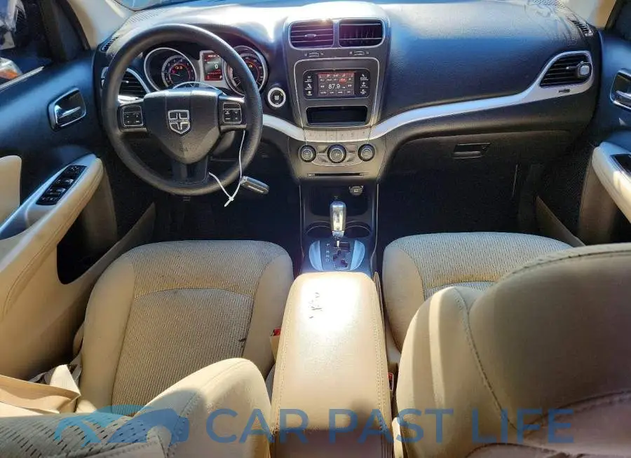 3C4PDCAB7JT518227# 8