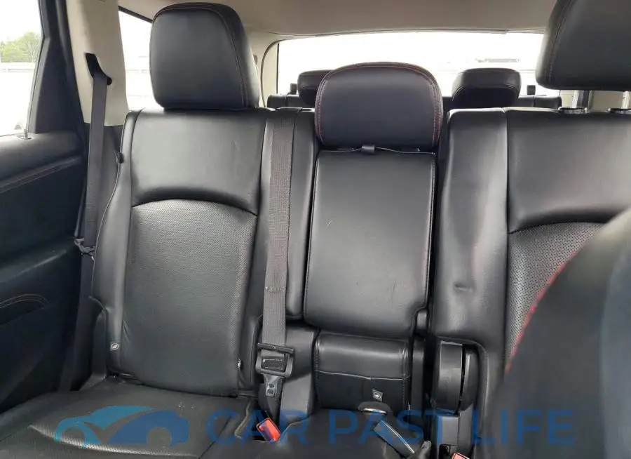 3C4PDCEGXJT379975# 10