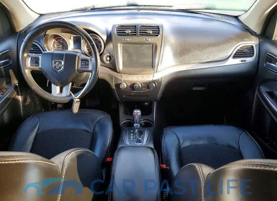 3C4PDCGBXJT252063# 8