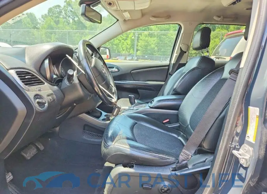 3C4PDCGG2HT636506# 7