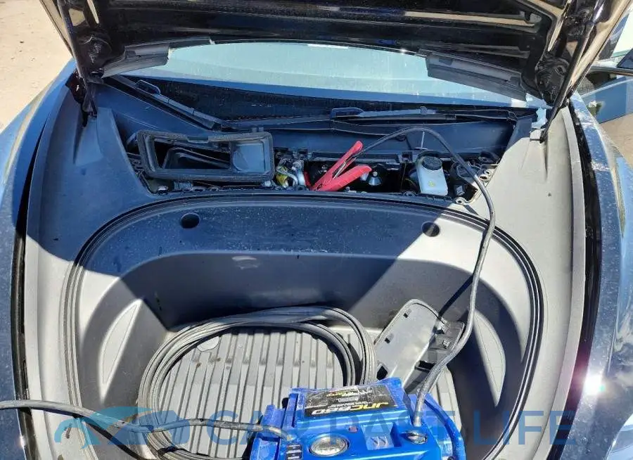 5YJ3E1EA3PF680705# 11