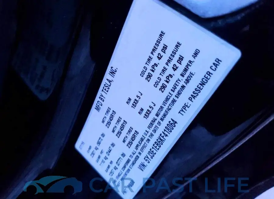 5YJ3E1EB6KF418064# 12