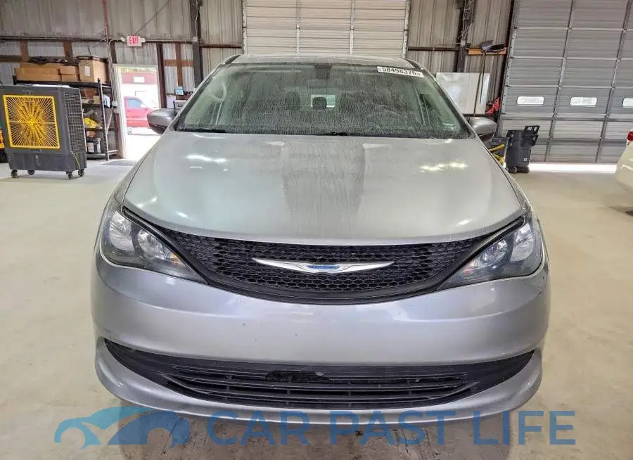 2C4RC1AG1JR113849# 5