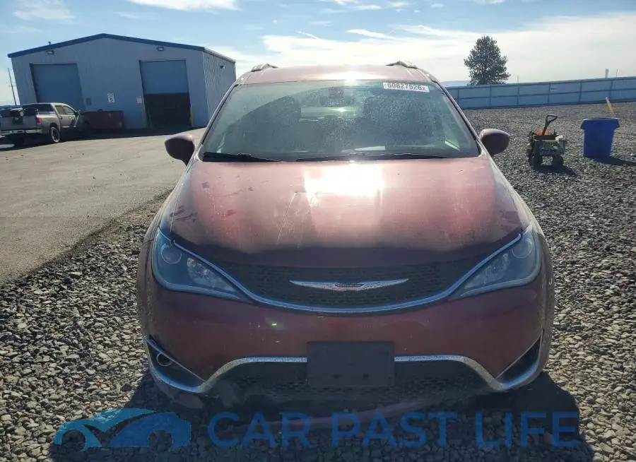 2C4RC1BG4LR276495# 5