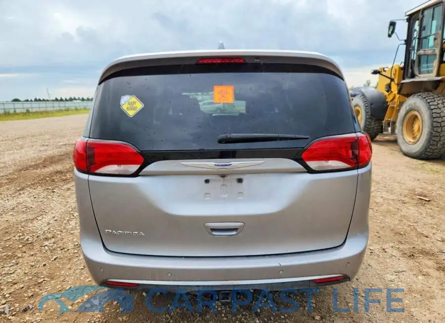 2C4RC1EG1JR271375# 6