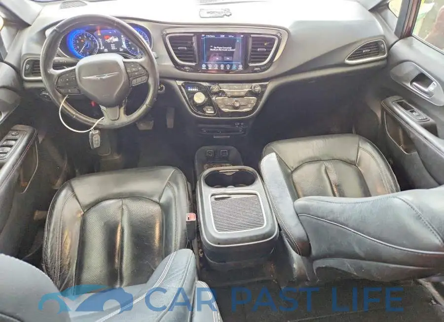 2C4RC1EG8JR332589# 8