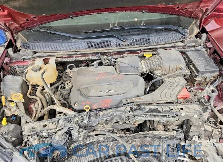 2C4RC1EG8JR332589# 12