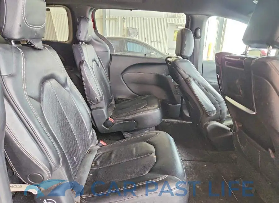 2C4RC1EG8JR332589# 11