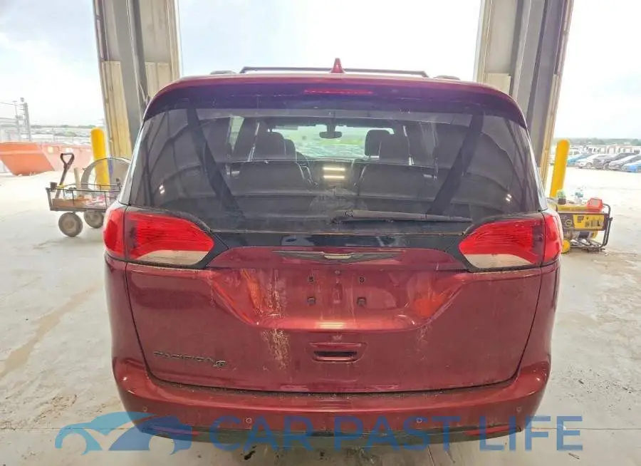 2C4RC1EG8JR332589# 6