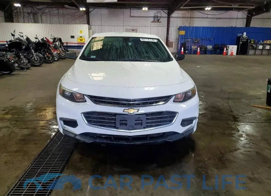 1G1ZB5ST8HF216587# 5