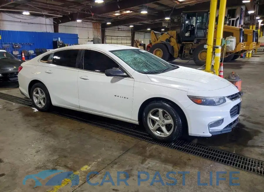 1G1ZB5ST8HF216587# 4