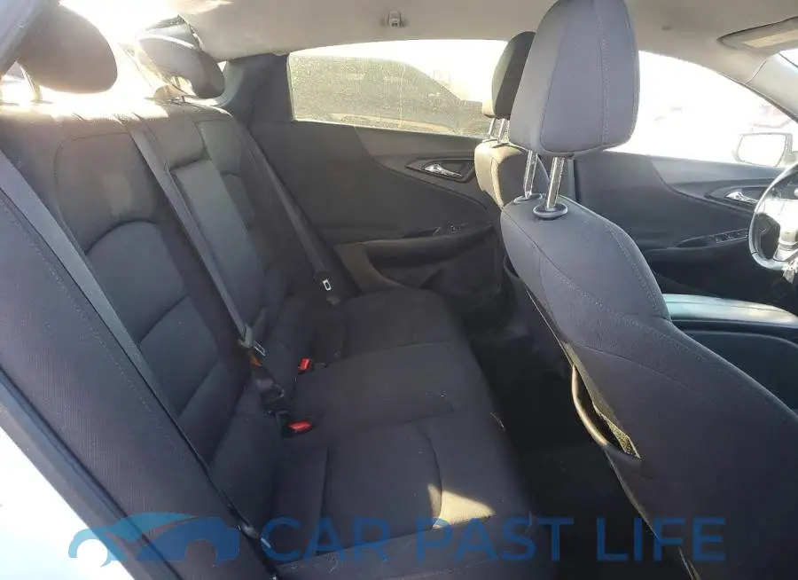 1G1ZD5ST0JF129931# 10