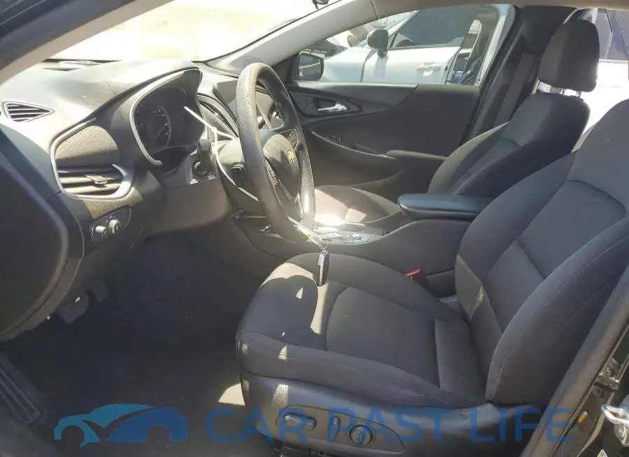 1G1ZD5ST1NF117938# 7
