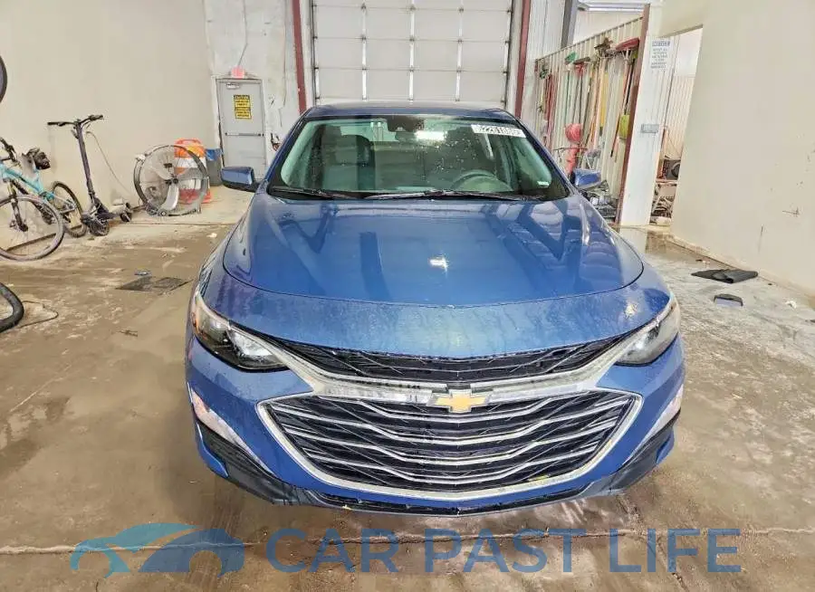 1G1ZD5ST3SF143789# 5