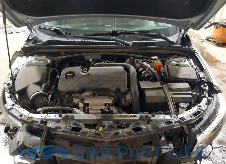 1G1ZD5ST5JF192183# 11