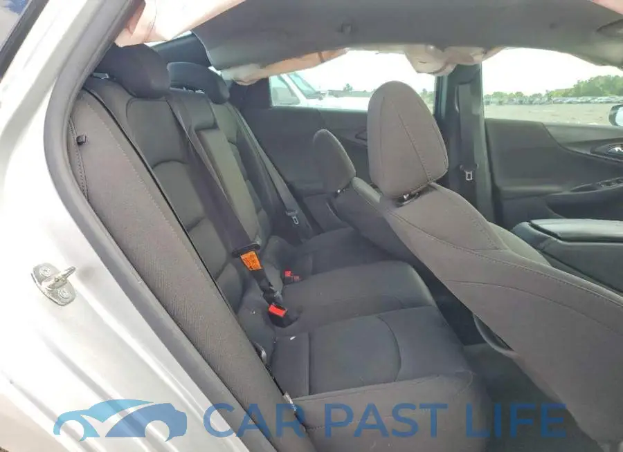 1G1ZD5ST5JF279890# 10