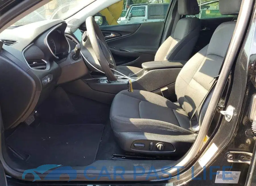 1G1ZD5ST5PF177496# 7