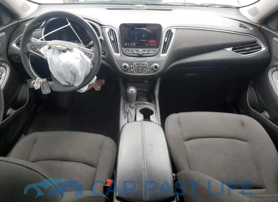 1G1ZD5ST6LF153752# 8