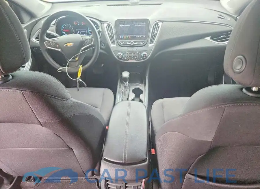 1G1ZD5ST7SF111962# 8