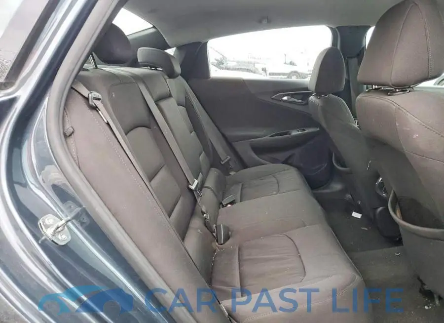 1G1ZD5ST9LF112290# 10