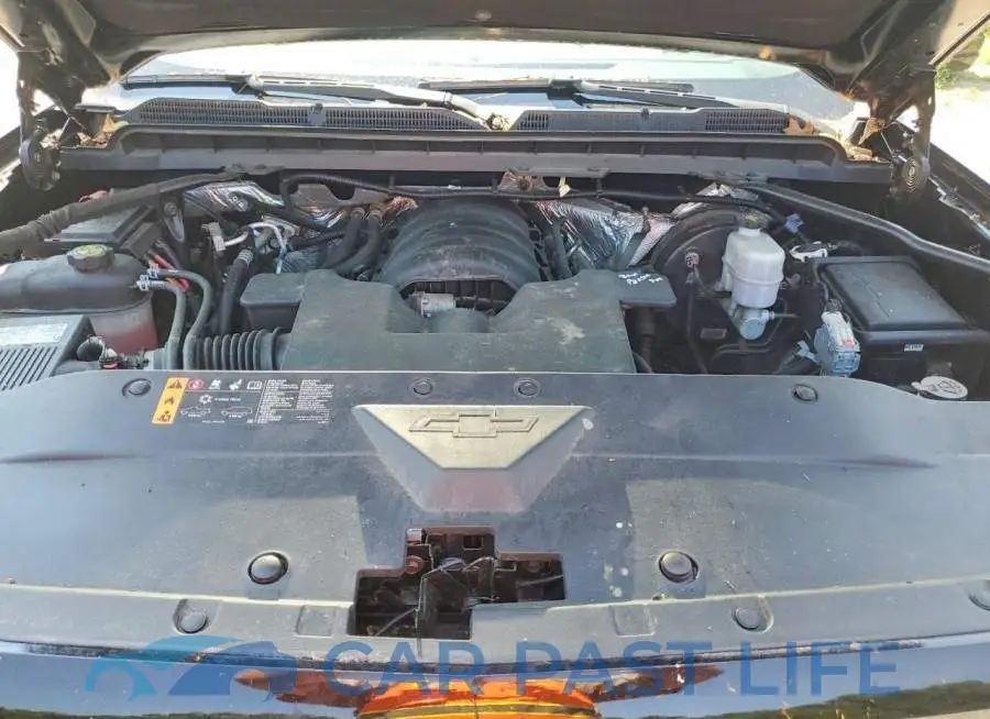 1GCVKPEC8JZ197833# 11