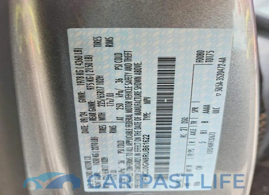 1FMCU0GN8RUB61622# 12