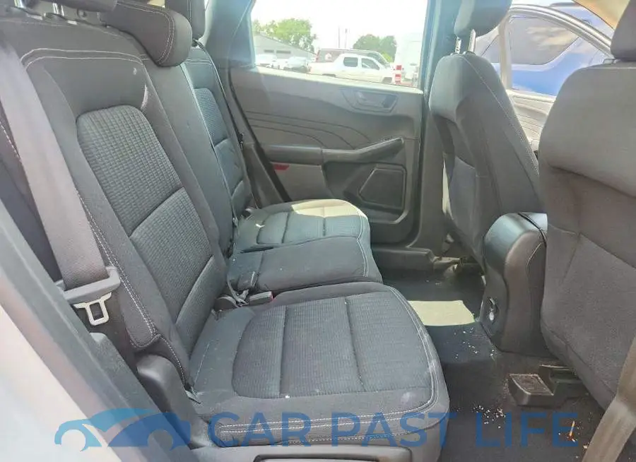 1FMCU9FN8PUA07396# 11