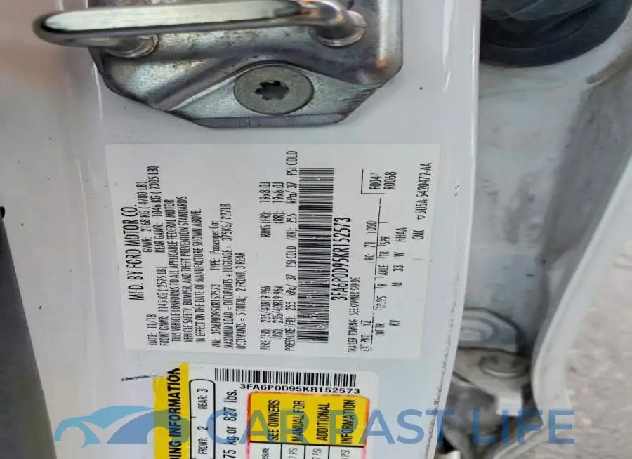 3FA6P0D95KR152573# 12
