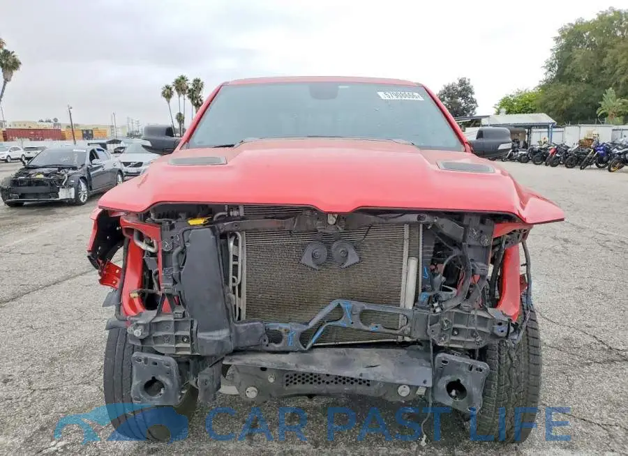 1C6SRFLT8KN914565# 5