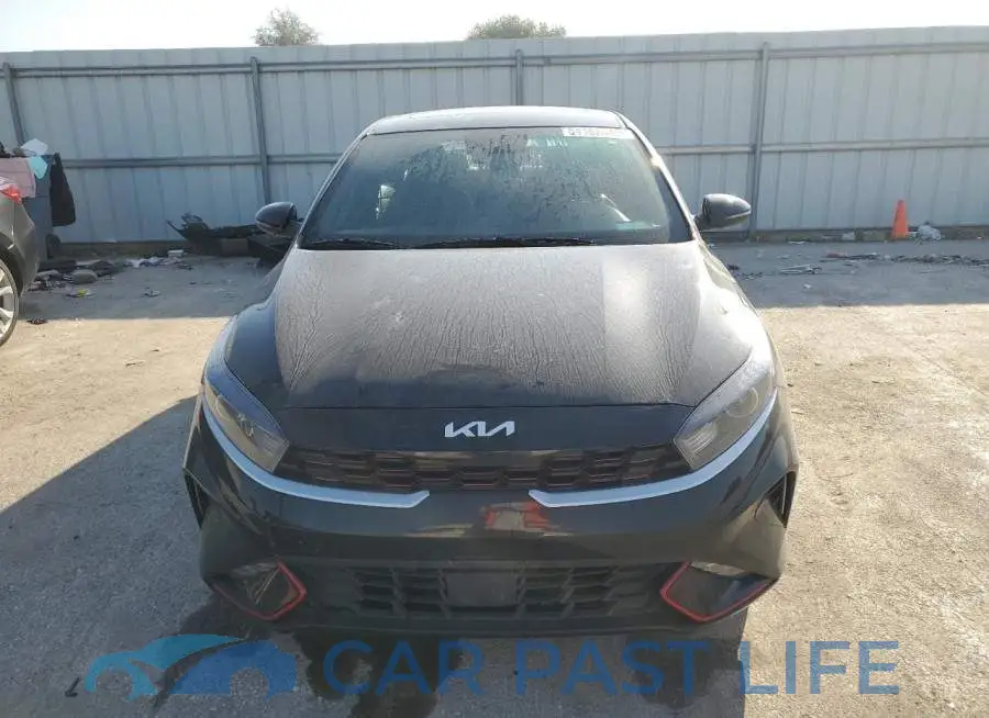 3KPF54AD5RE733072# 5