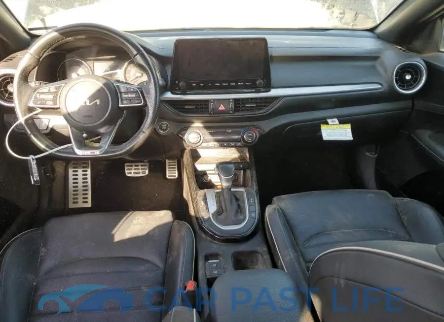 3KPF54AD5RE733072# 8