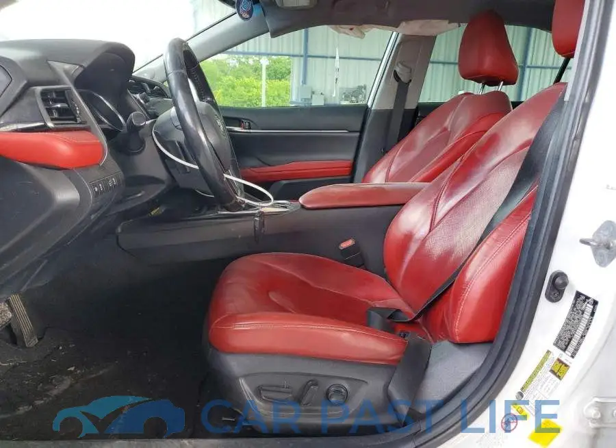 4T1B61HK8KU223008# 7