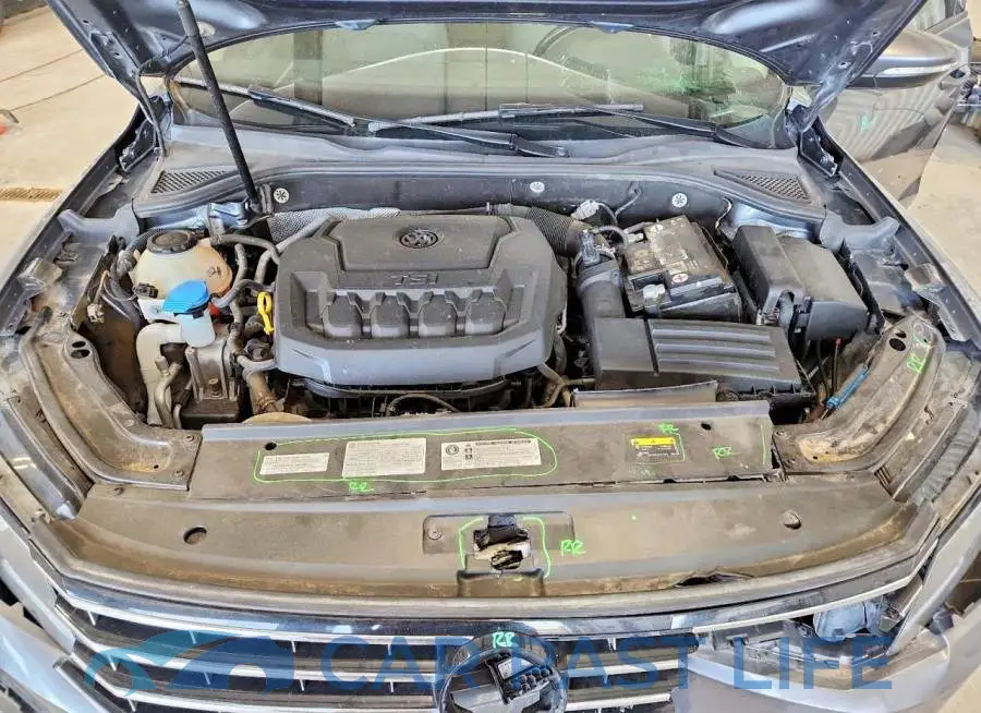 1VWLA7A38KC012097# 11